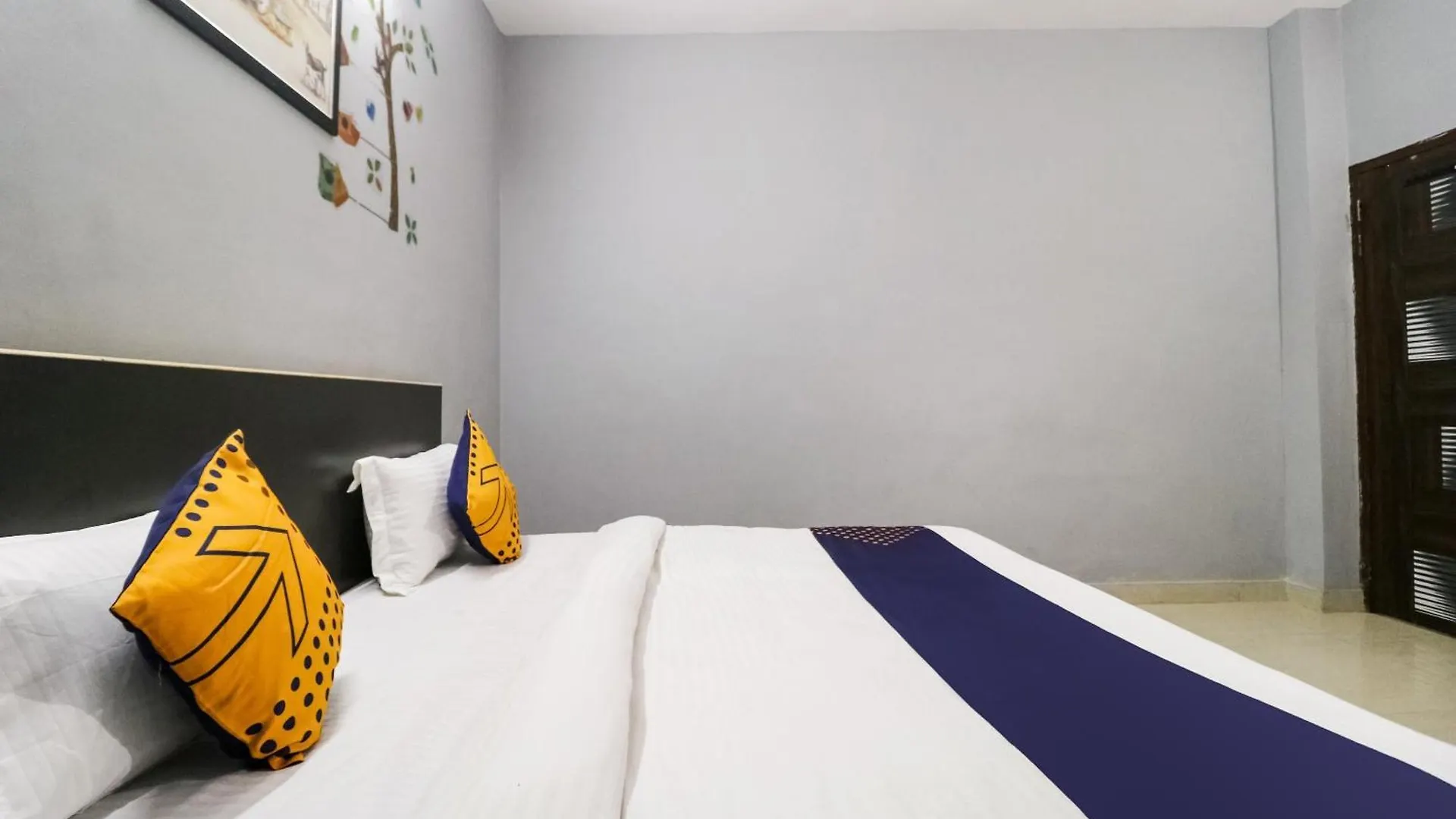 Hotel O Sunrise Guest House Gurgaon