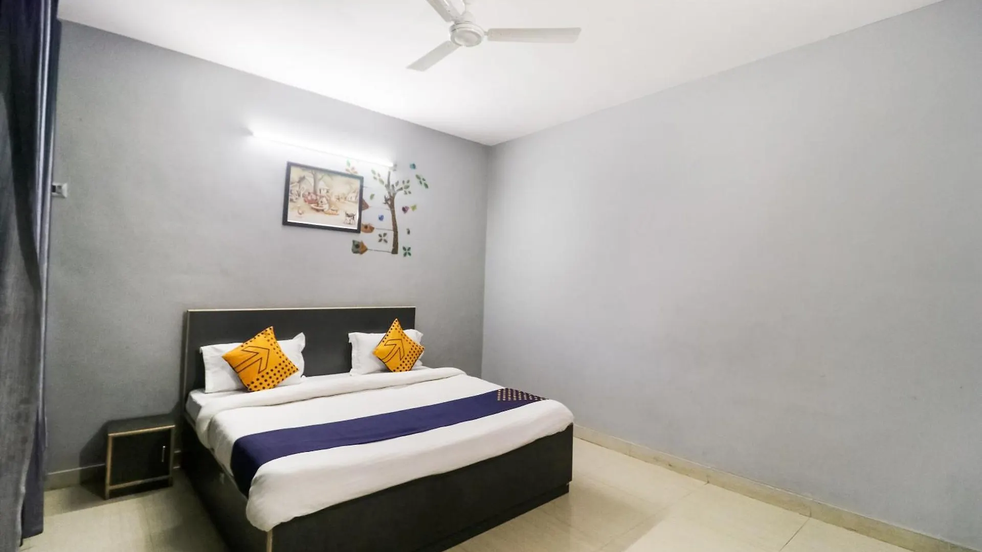 Hotel O Sunrise Guest House Gurgaon